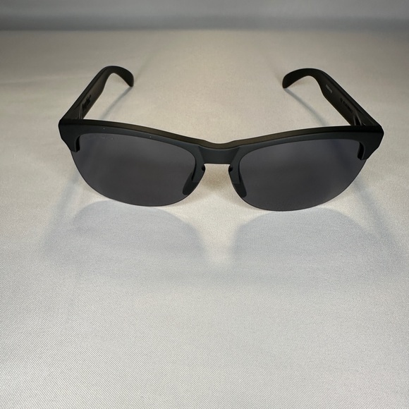 Oakley FROGSKINS LITE Sunglasses - Picture 3 of 6